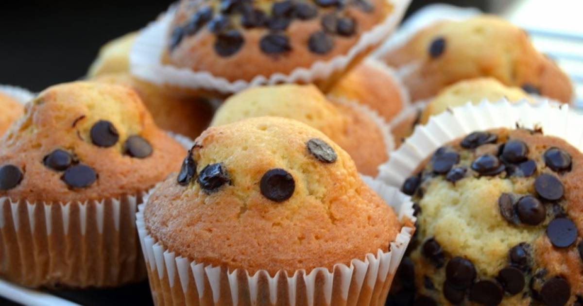 Magdalenas con Pepitas de Chocolate | Cocina y recetas fáciles