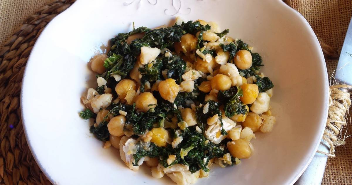 Garbanzos con espinacas y bacalao versión light #operaciónvidasana | Cocina y recetas fáciles