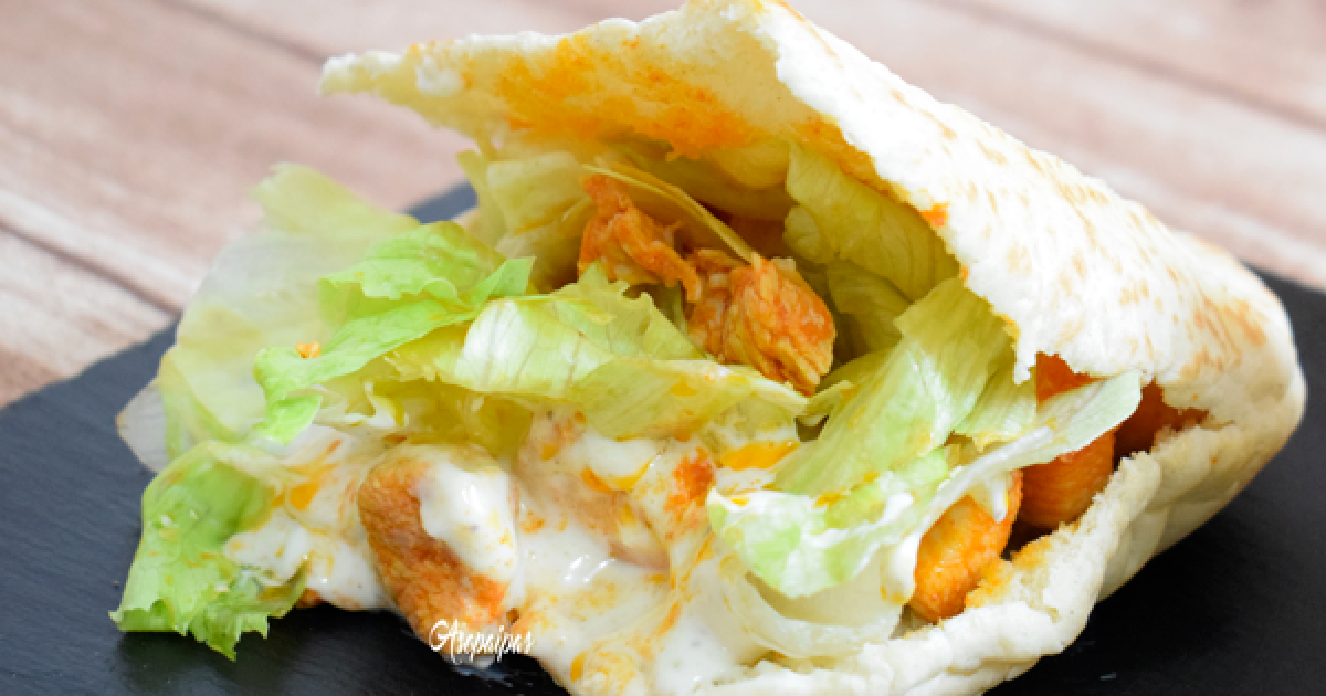 Kebabs de pollo con salsa de yogur. vídeo receta Cocina y recetas fáciles