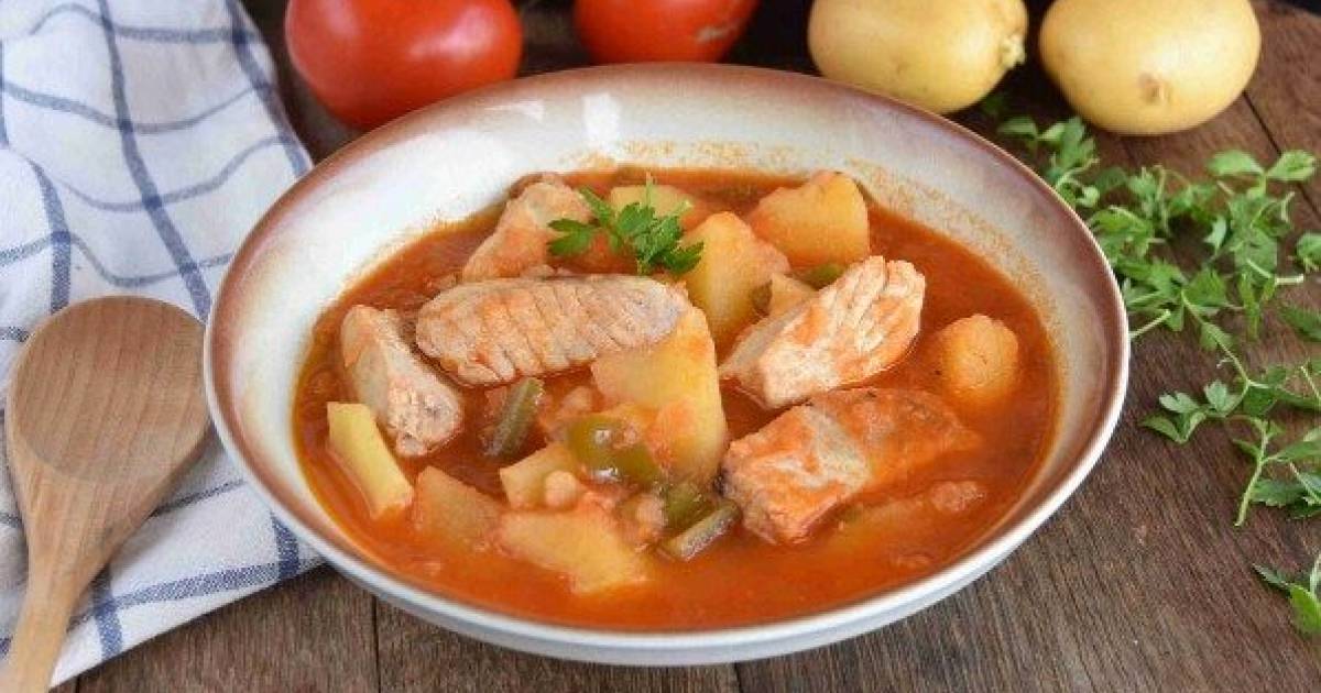Marmitako de bonito o patatas guisadas con bonito | Cocina y recetas