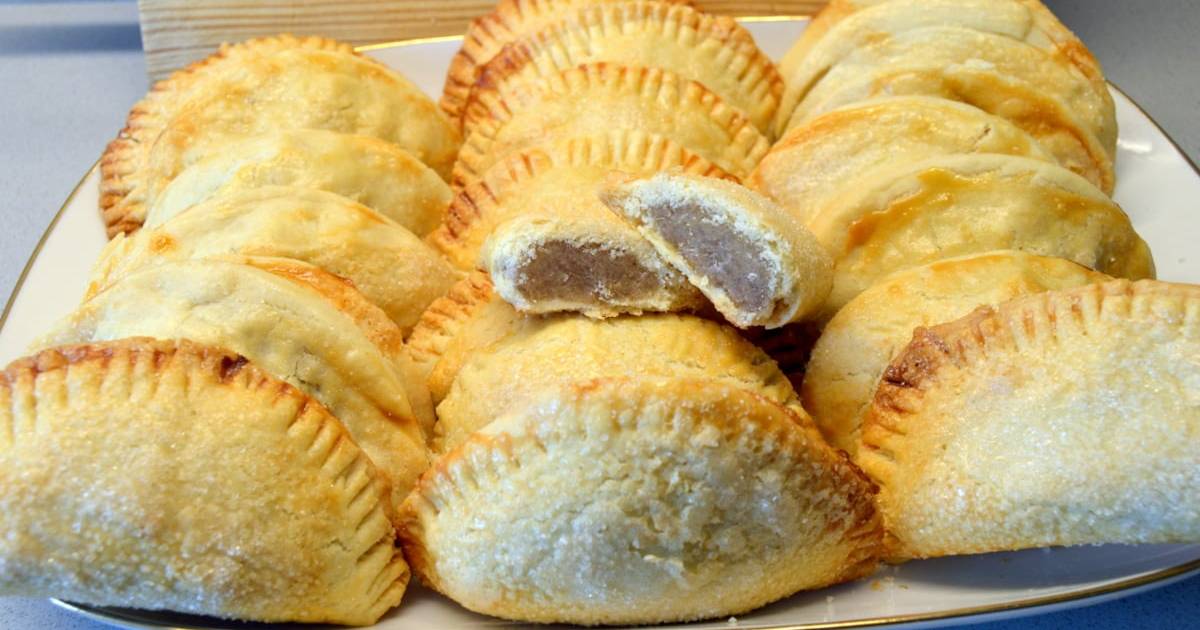 Pastissets de boniato. receta valenciana de pasteles de boniato o