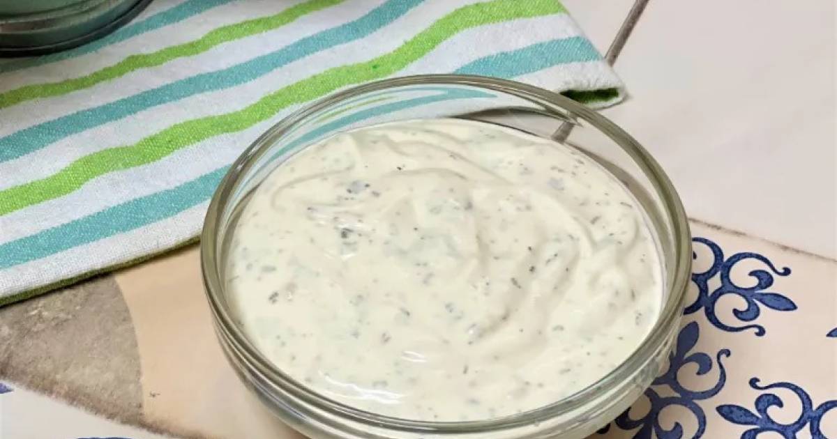 Salsa de yogur o salsa blanca para kebab Cocina y recetas fáciles