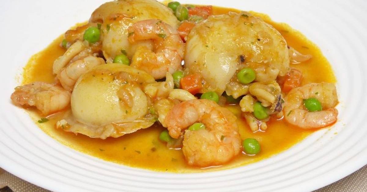 Sepias guisadas con verduras y gambas - Cocina y Recetas Fáciles