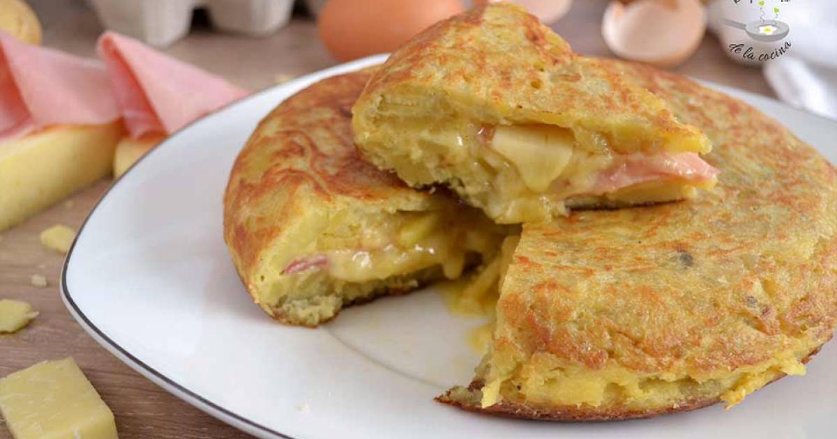 Tortilla de patatas rellena de jamón y queso (Receta fácil) Cocina y