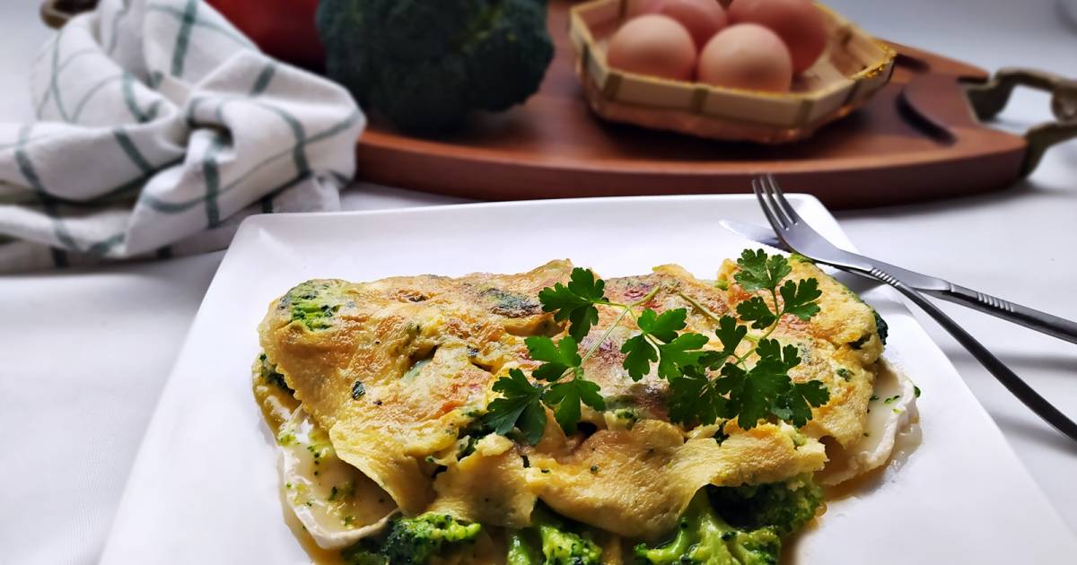 Tortilla rellena de brócoli y queso Cocina y recetas fáciles