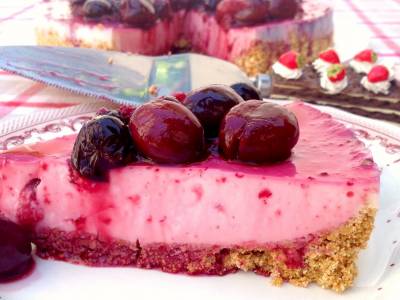 Cheesecake de frutos del bosque (sin horno)